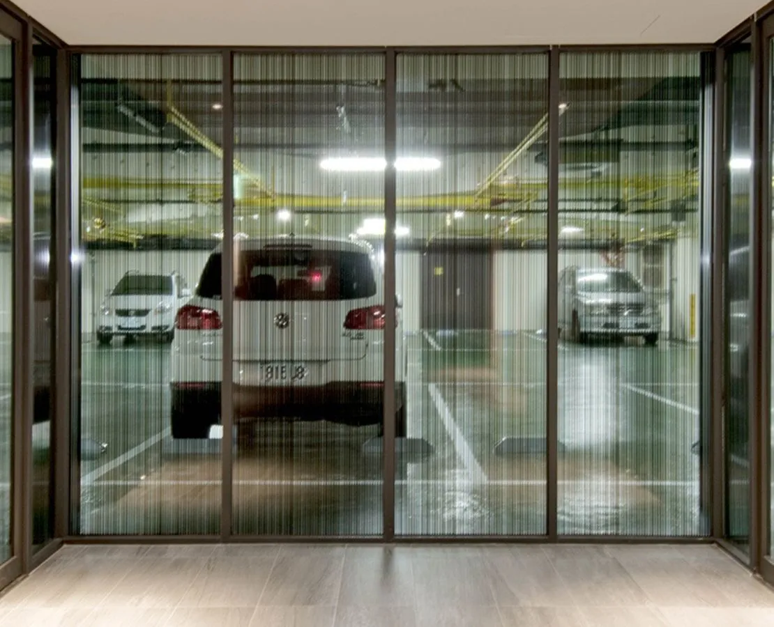 慕軒飯店停車場