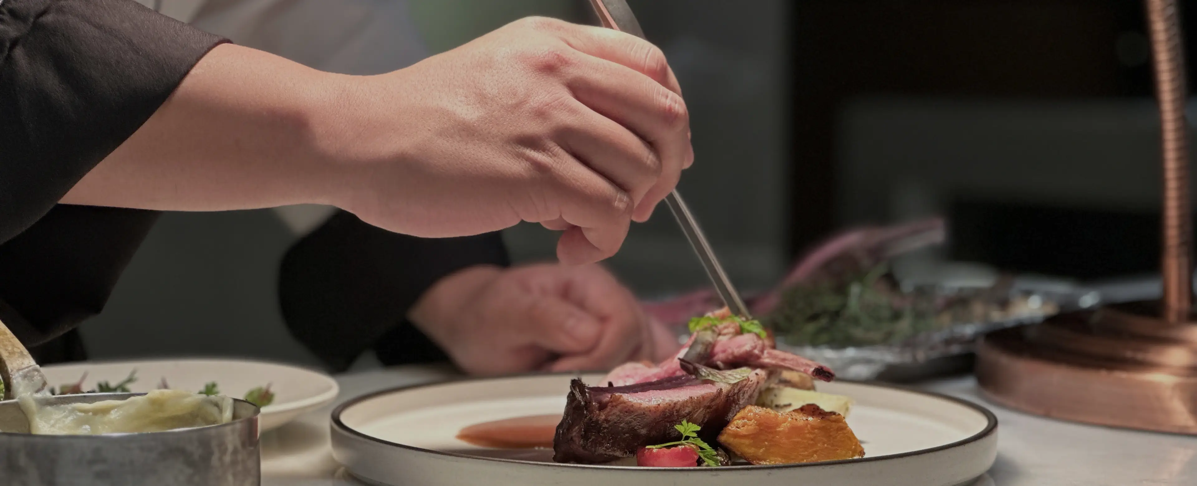 HOTEL COZZI和逸飯店│官網最優惠│線上快速訂房